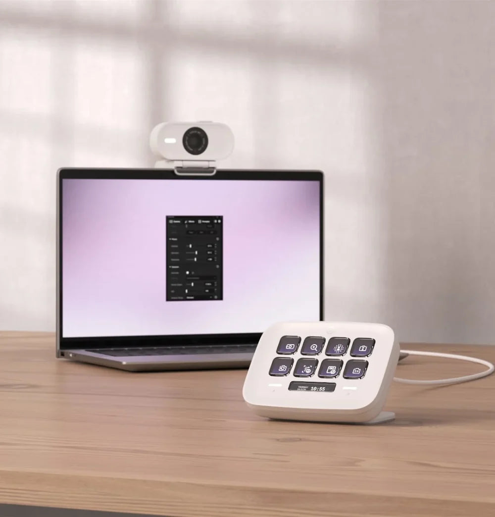Elgato Facecam Neo Review: Do You Need a Webcam and Green Screen for Streaming?