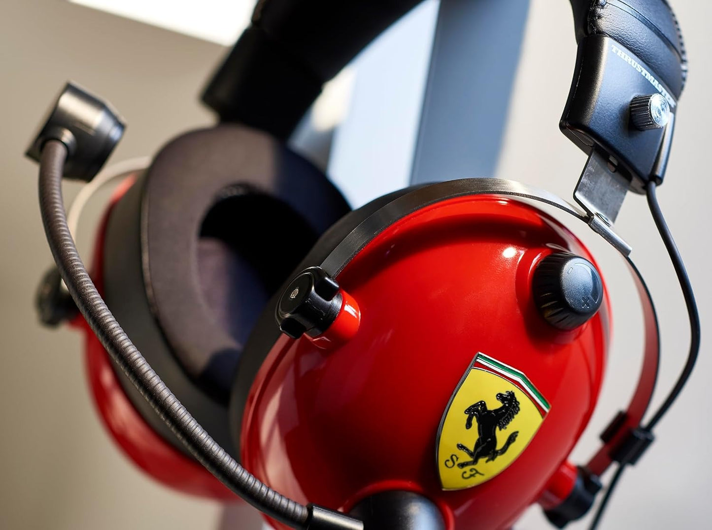 Thrustmaster T.Racing Scuderia Ferrari Edition Gaming Headset