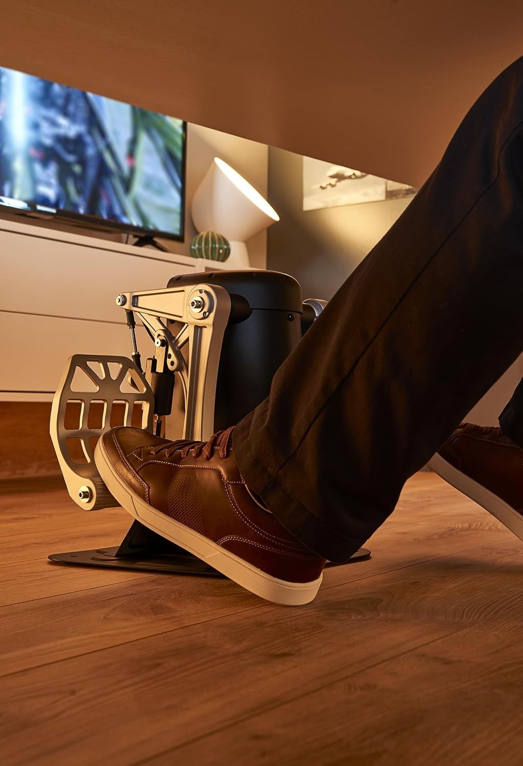 Thrustmaster TPR Pendular Rudder — Expert Flight Rudder Pedals